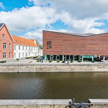 Charming Place Along The Canals In Brygge Exteriör bild
